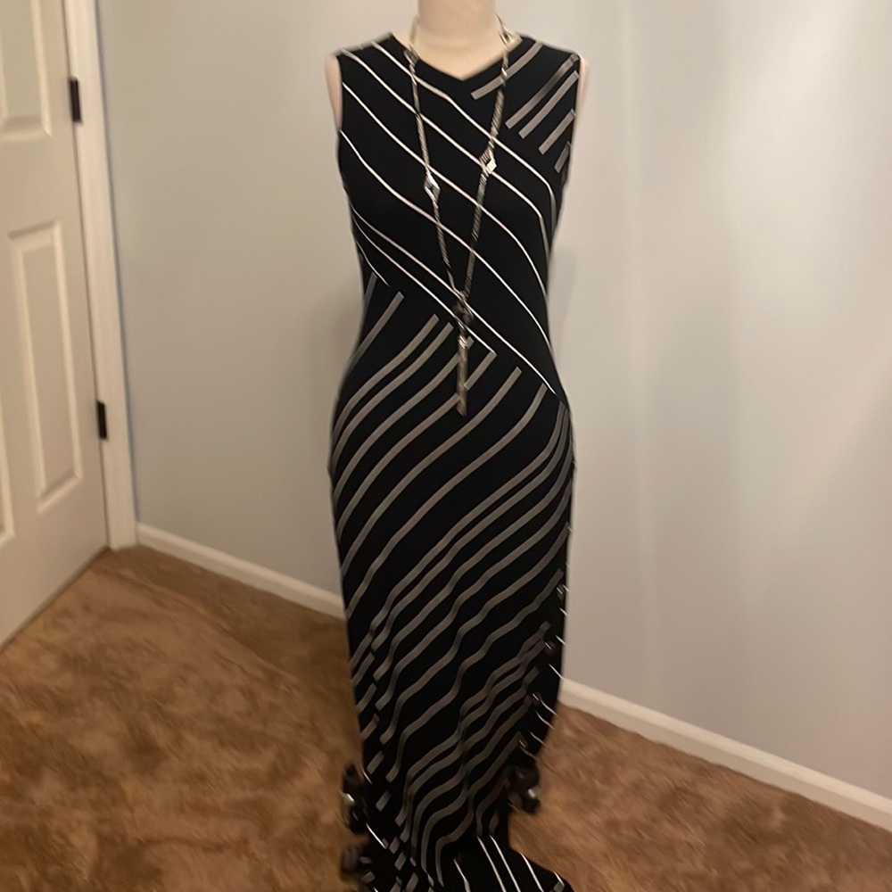 WHBM Maxi Dreas